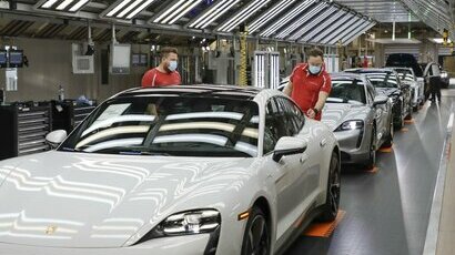 Porsche снова выпускает спортивные автомобили